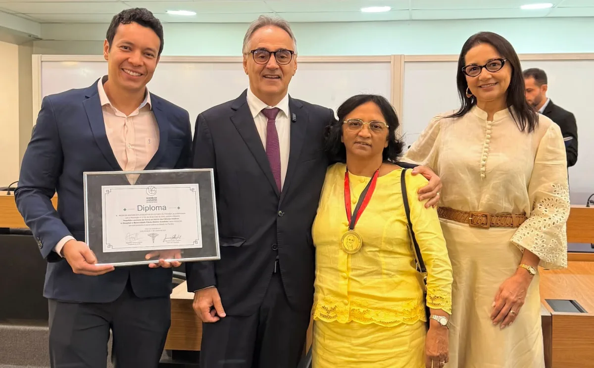 ALPB homenageia Irmãs Cordimarianas e Hospital Flávio Ribeiro Coutinho por serviços prestados à Paraíba