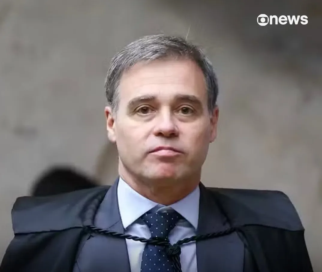 André Mendonça autoriza investigação sobre filme de Jair Bolsonaro