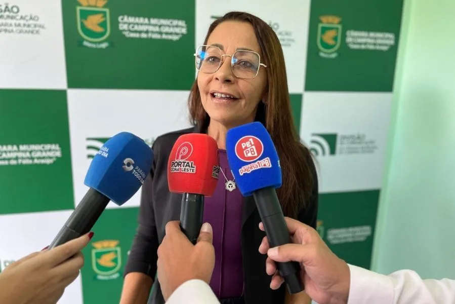 Aninha Cardoso lamenta protesto de servidores na Câmara e defende diálogo com a categoria