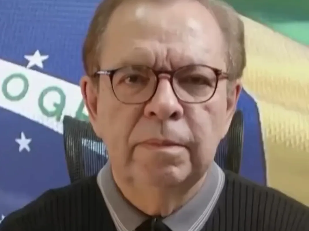 Apóstolo Cesar Augusto lista motivos para não votar em Lula: "por isso, eu sou 22"