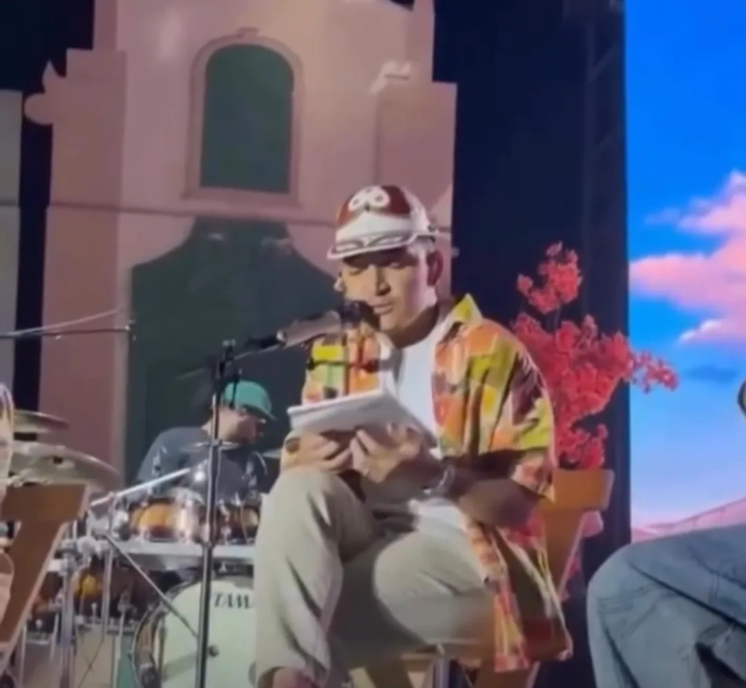 Cantor João Gomes se pronuncia durante show em Londrina e declara apoio a Lula!