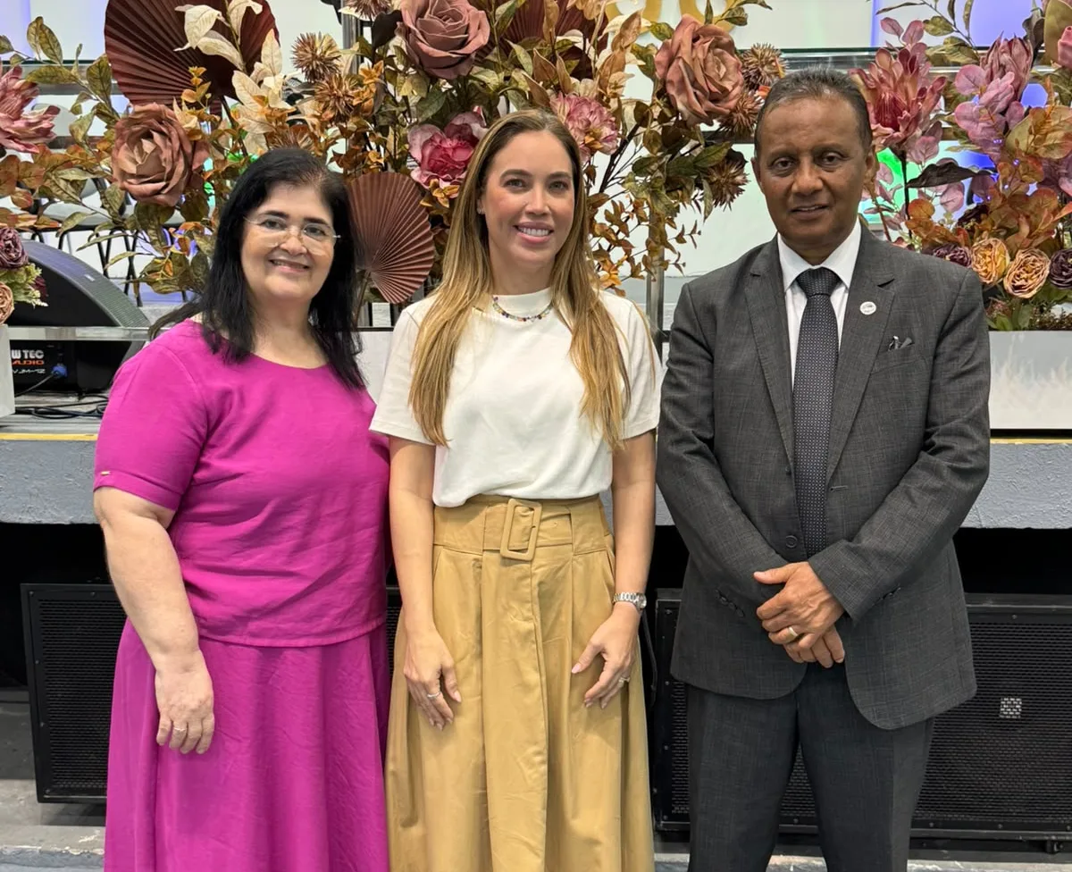 CAROL MORAIS AMPLIA PRESENÇA NA CAMPANHA DE EFRAIM E FORTALECE DIÁLOGO COM A SOCIEDADE EM CAMPINA GRANDE