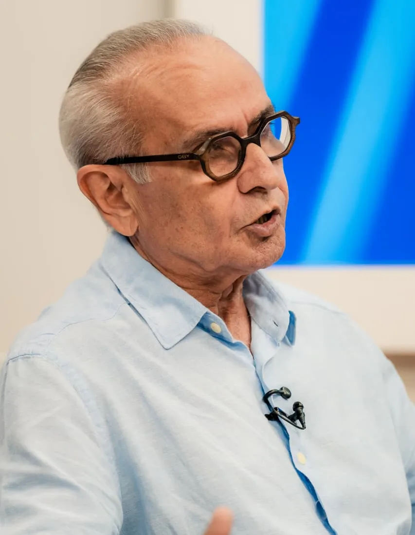 Cicero garante o Pix Tênis, benefício para a compra anual de calçado para todo estudante da rede pública estadual