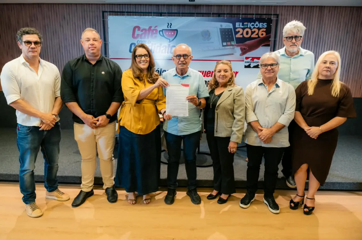 Cícero participa de rodada de conversa com auditores fiscais e firma compromisso com diálogo permanente e apoio a demandas da categoria