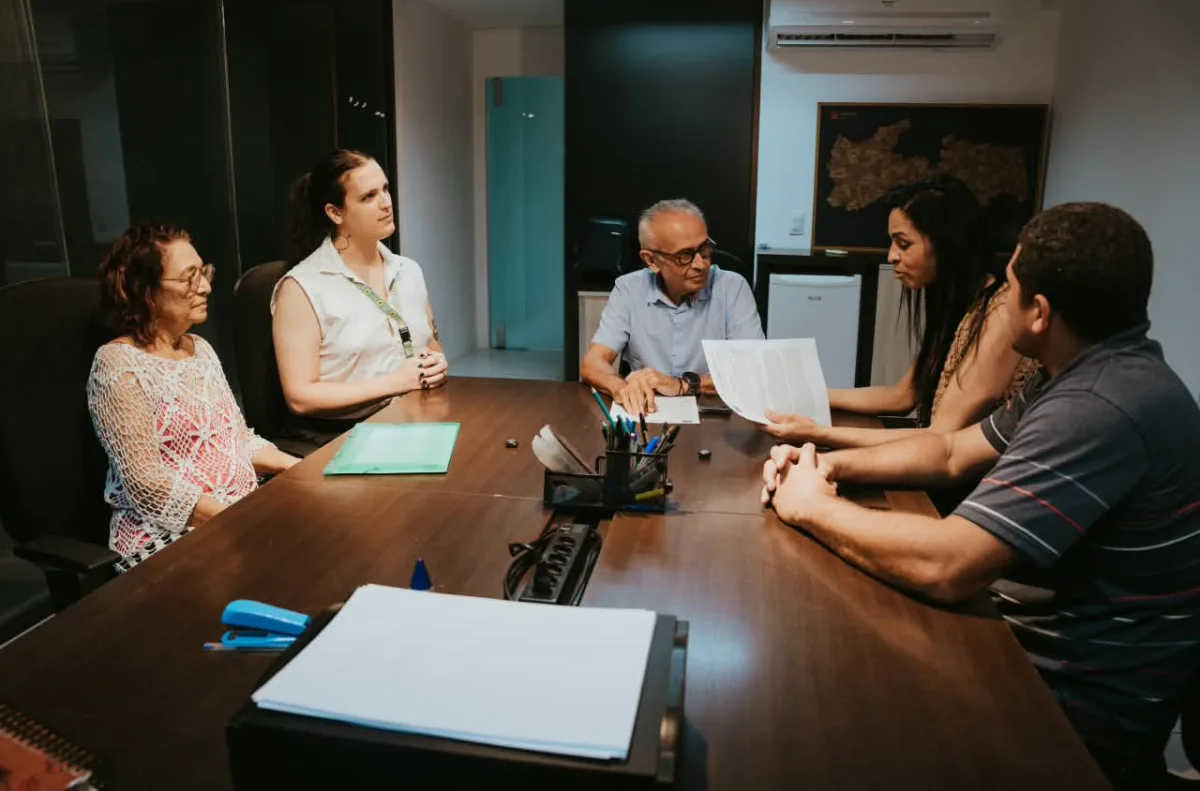 Cícero se reúne com representação das pessoas com deficiência e se compromete com apoio e inclusão nas esferas de debate e decisão de políticas para o setor