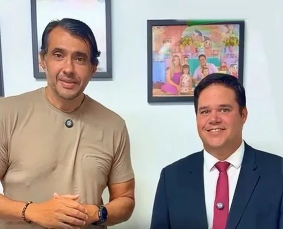 COM APOIO DE ANDERSON MONTEIRO, ANDRÉ GADELHA GANHA REFORÇO NA CAMINHADA PARA O SENADO