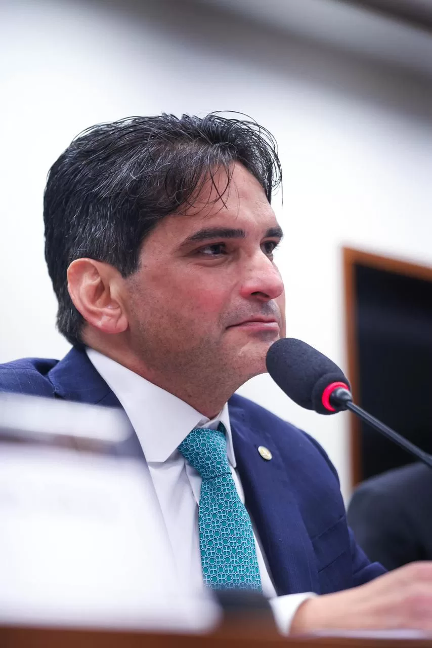 Com atuação de Murilo Galdino, novo PNE é sancionado com duas emendas aprovadas e projeta avanços na educação