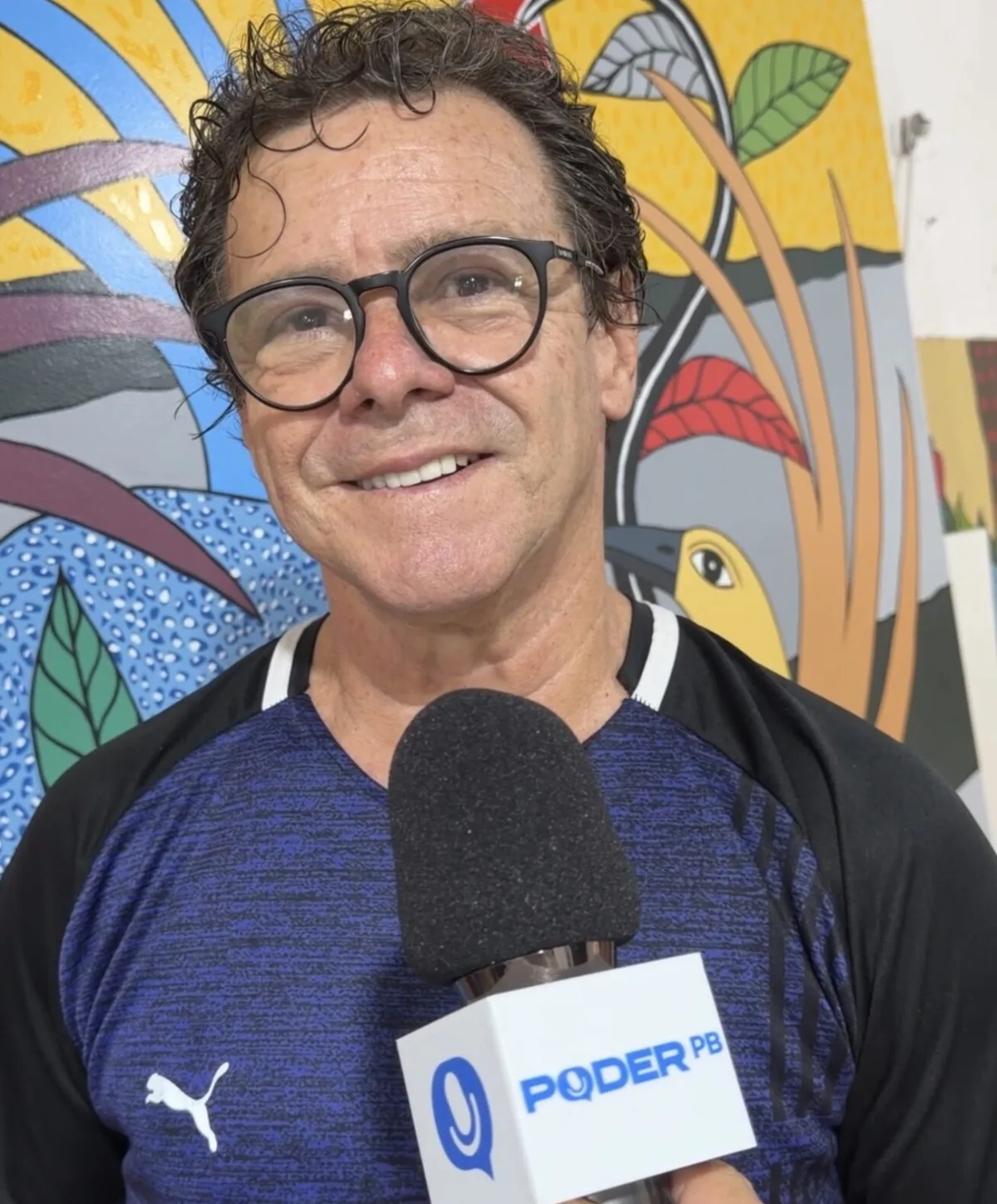Convite de João Suassuna leva Clóvis Júnior a exposição inspirada no legado de Ariano, em Recife
