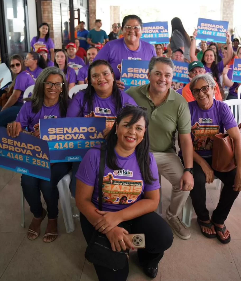 De mãos dadas com os garis: Efraim reforça compromisso com os profissionais em encontro estadual da categoria