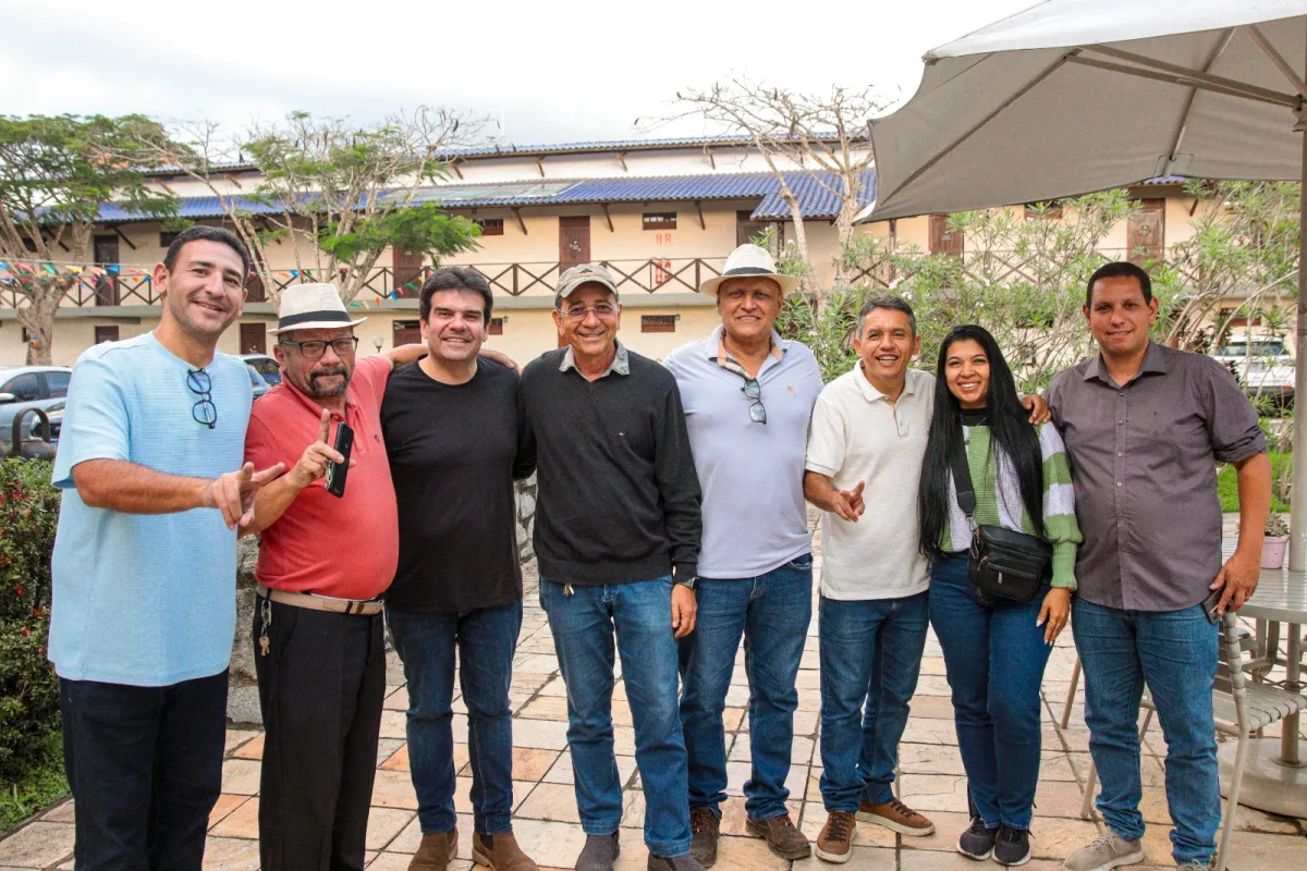 Deputado Eduardo Carneiro participa do Caminhos do Frio e amplia base no Brejo com apoio do ex-prefeito de Areia, João Francisco, vereadores e lideranças
