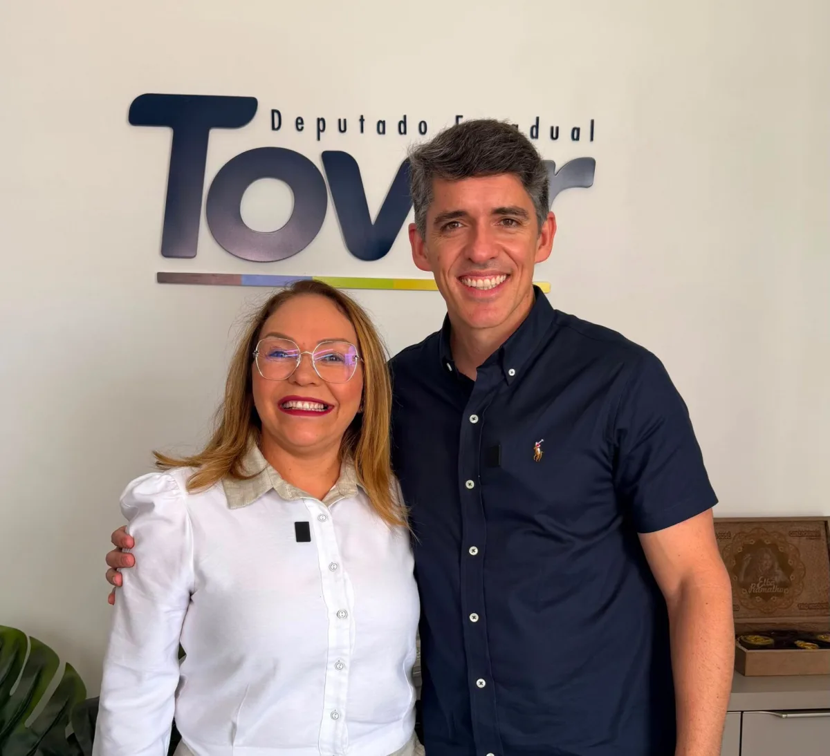 Deputado Tovar recebe apoio da ex-deputada Eva Gouveia para seu projeto de reeleição à Assembleia Legislativa