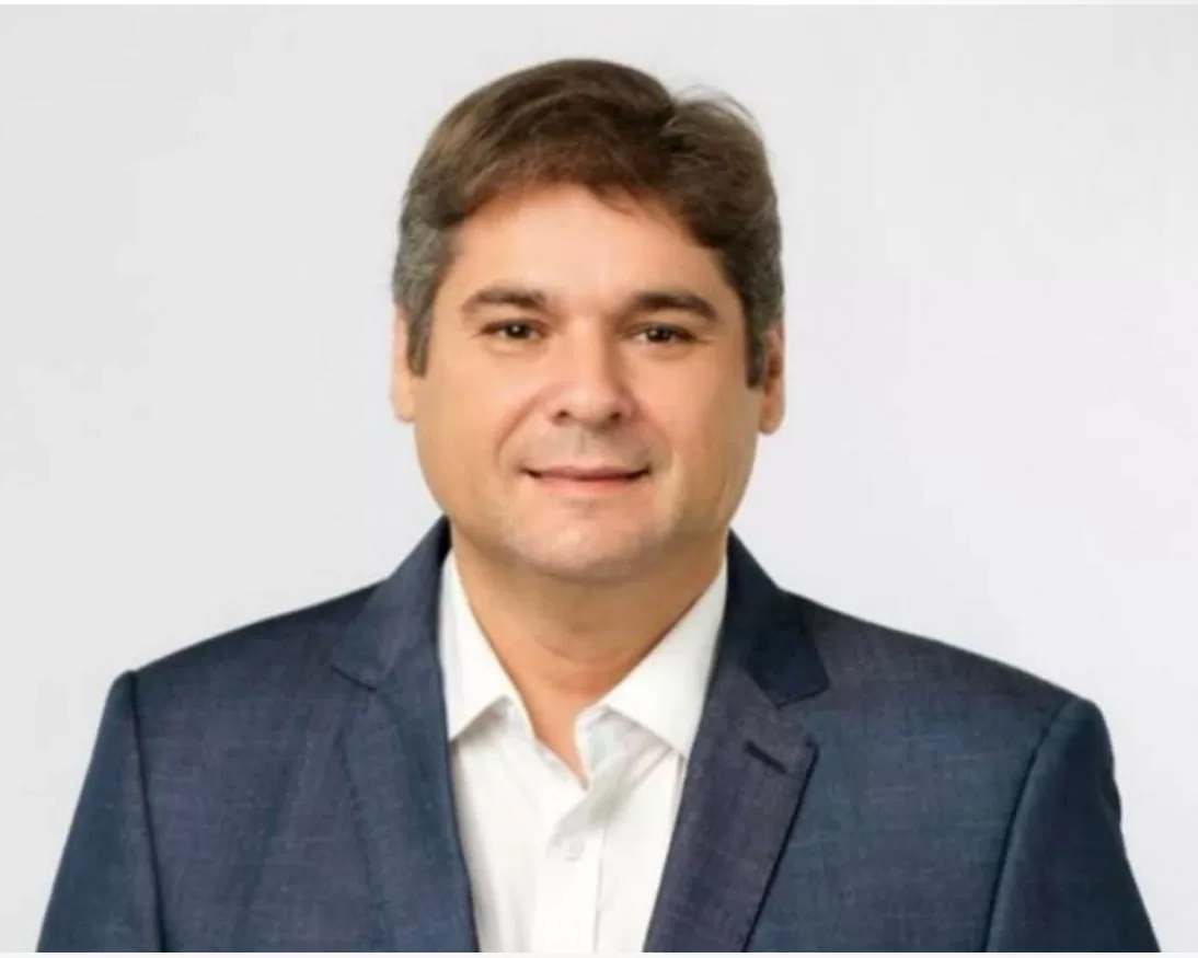 DIRETOR ADMINISTRATIVO DO HOSPITAL DE TRAUMA DE CAMPINA GRANDE, PEDRO SEGUNDO, ANUNCIA EXONERAÇÃO E DIVULGA NOTA PÚBLICA E DE AGRADECIMENTO 