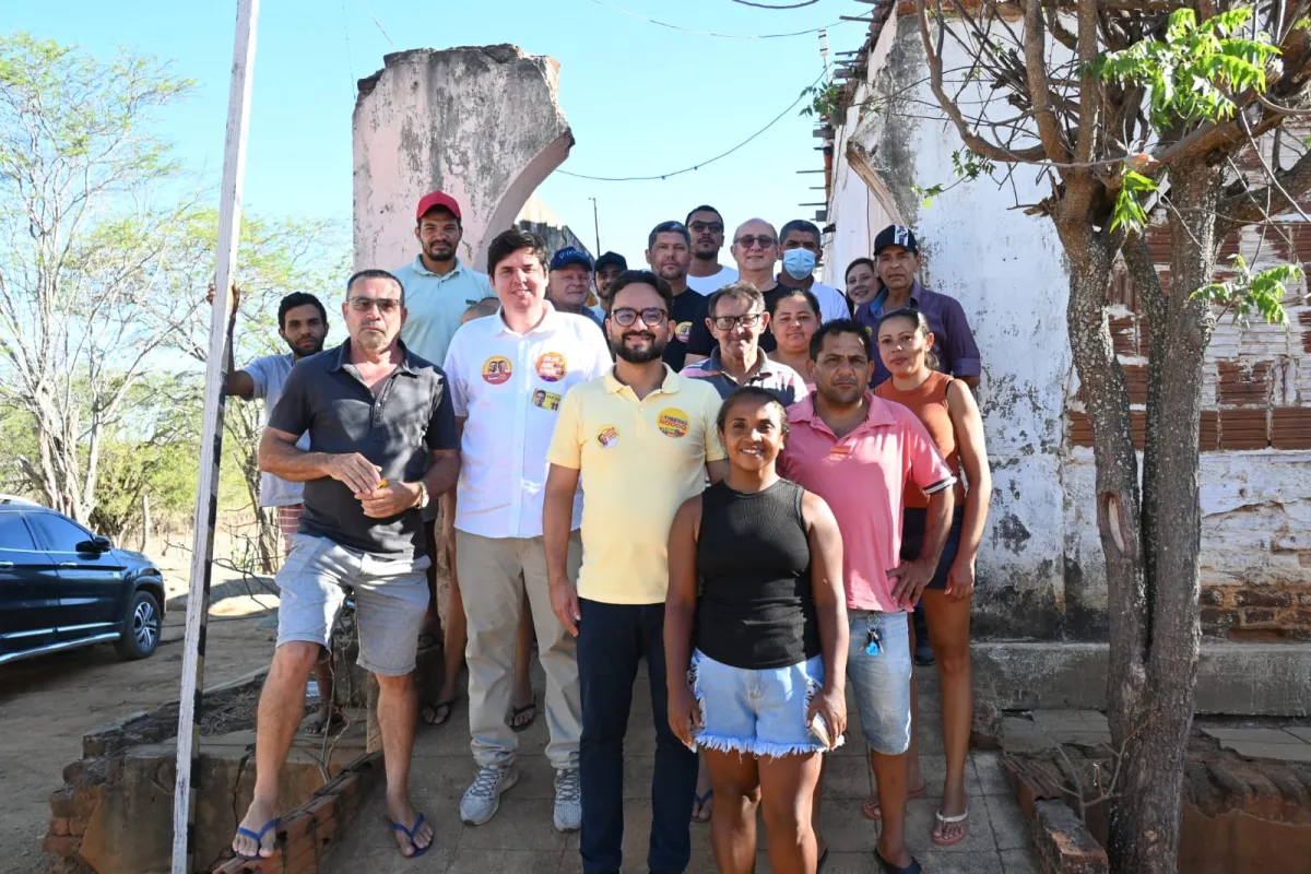 Do Litoral ao Sertão: Tibério amplia caminhada e mostra força por toda a Paraíba