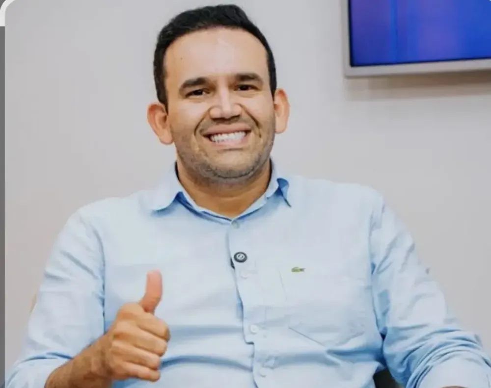 Doutor Jhony lidera mais uma pesquisa para deputado federal em Campina Grande; veja números