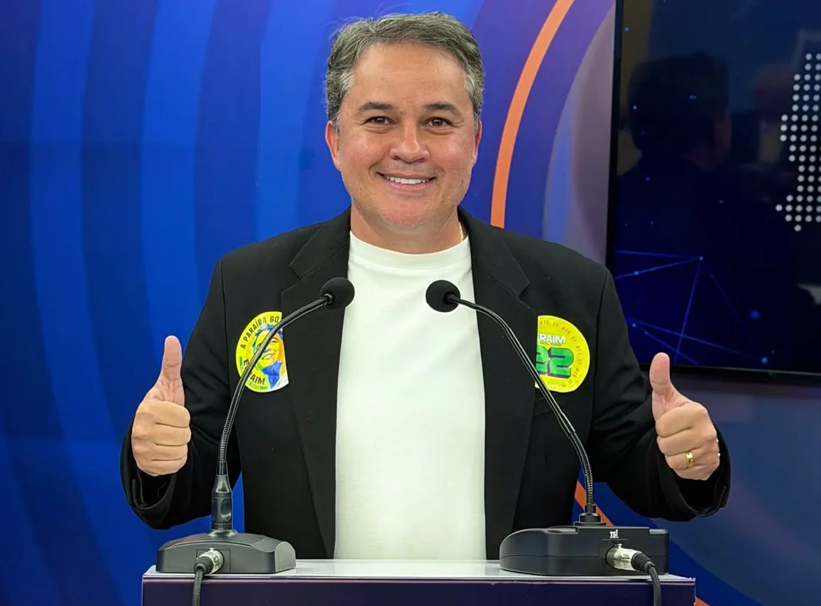 Efraim se destaca no debate com novas propostas para o Sertão paraibano