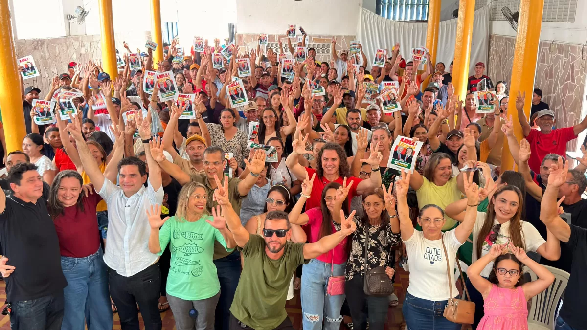 Em Coremas, Murilo Galdino participa de reunião com colônia de pescadores e recebe título de cidadão coremense