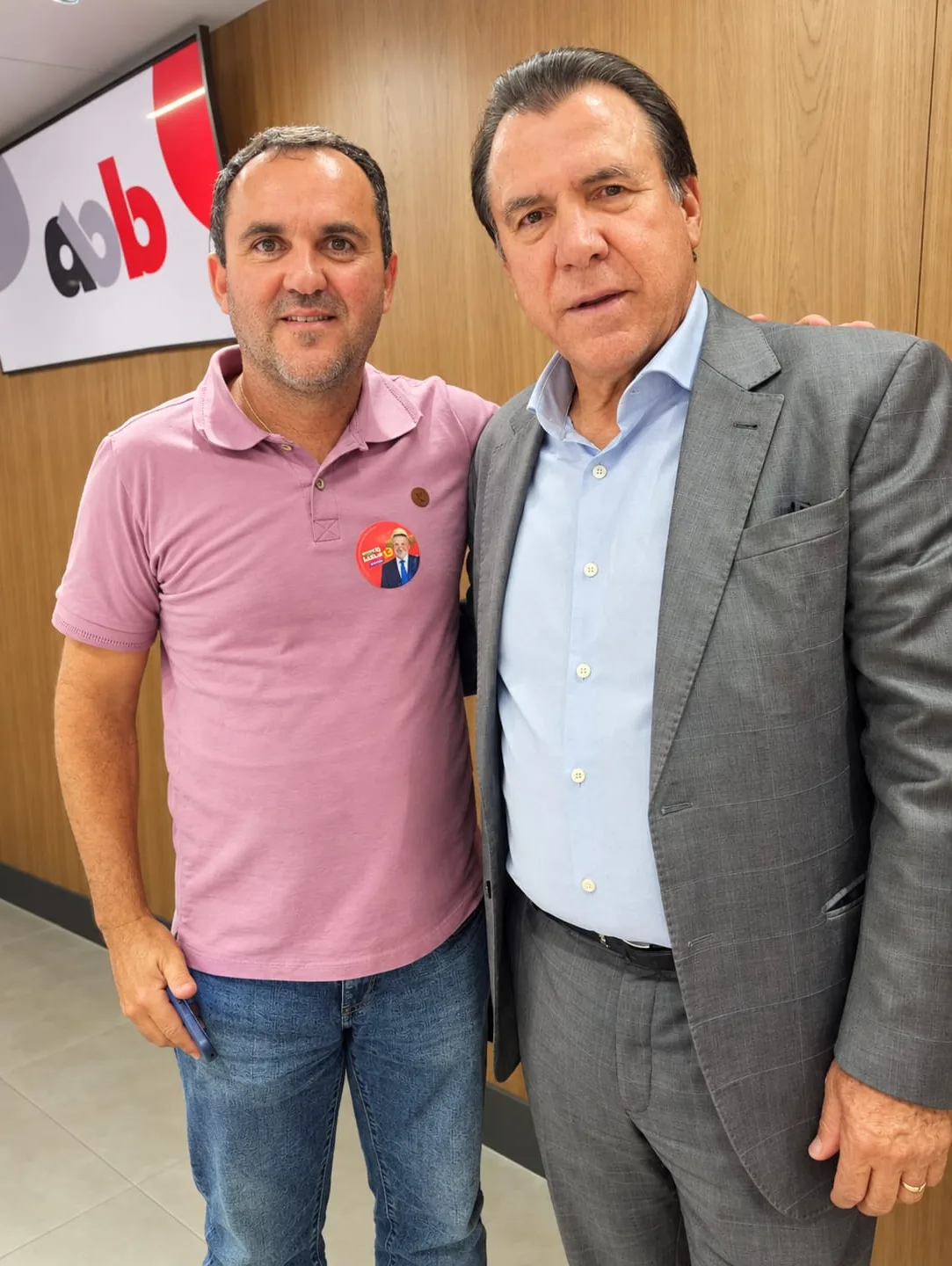 EM ENCONTRO COM O MINISTRO DO TRABALHO E EMPREGO, SINPUC DEBATE DIREITOS TRABALHISTAS E REFORMA SINDICAL