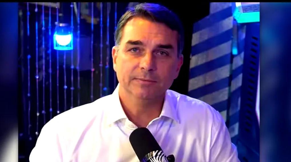 Flávio Bolsonaro nega acordo com Alcolumbre para barrar CPI do Master