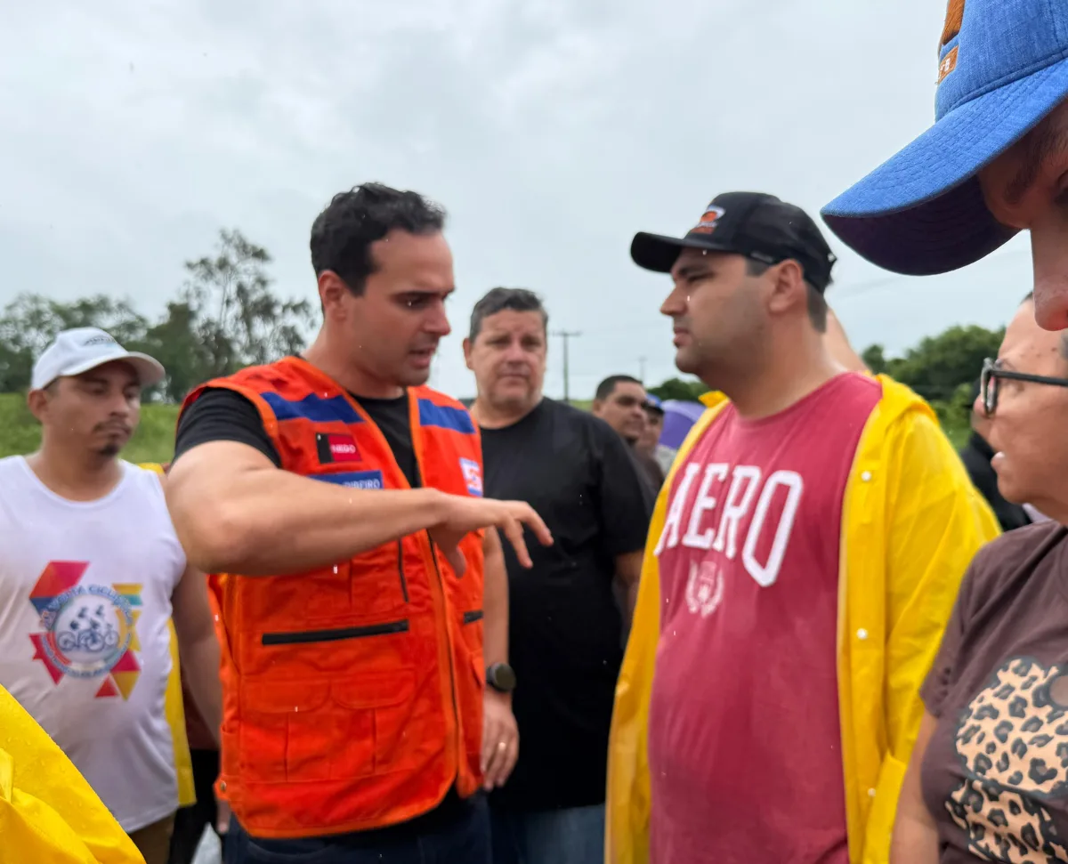 Governador Lucas Ribeiro coordena pessoalmente ações nos municípios do Vale do Paraíba atingidos pelas fortes chuvas