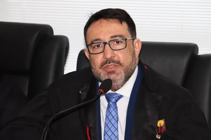 Guilherme Lemos é eleito por aclamação para o cargo de corregedor-geral do MPPB