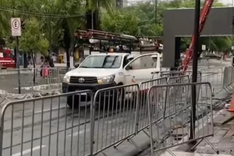 Homens morrem eletrocutados durante evento de corrida, em Guarabira
