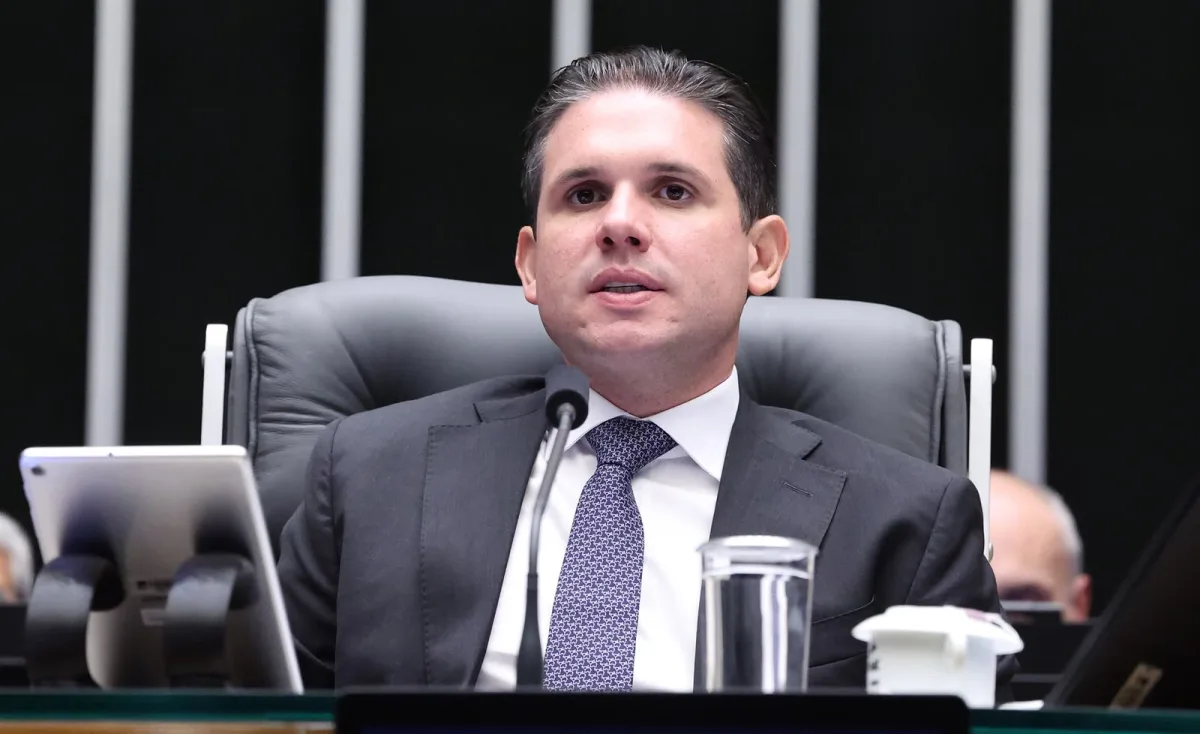 Hugo Motta cobra agilidade para licença ambiental do Eixo Piancó e reforça compromisso com segurança hídrica do Sertão