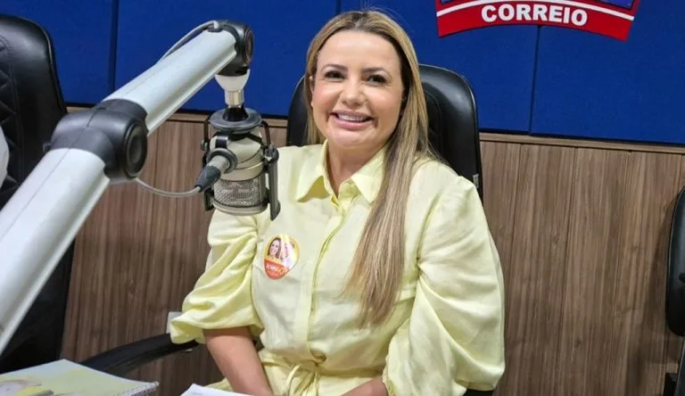 Instagram da prefeita de Bayeux, Tacyana Leitão, é invadido por hacker
