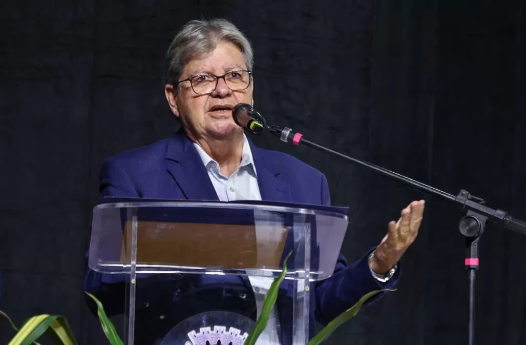 João Azevêdo prestigia inauguração do Teatro Municipal de Patos: “Momento histórico e de celebração de um sonho”