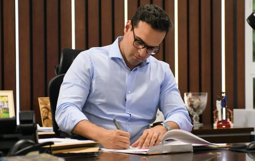 Lucas Ribeiro autoriza promoção de 458 militares da Polícia Militar e do Corpo de Bombeiros da Paraíba