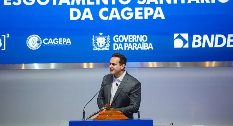 Lucas Ribeiro critica “mentiras” da oposição e nega privatização da Cagepa