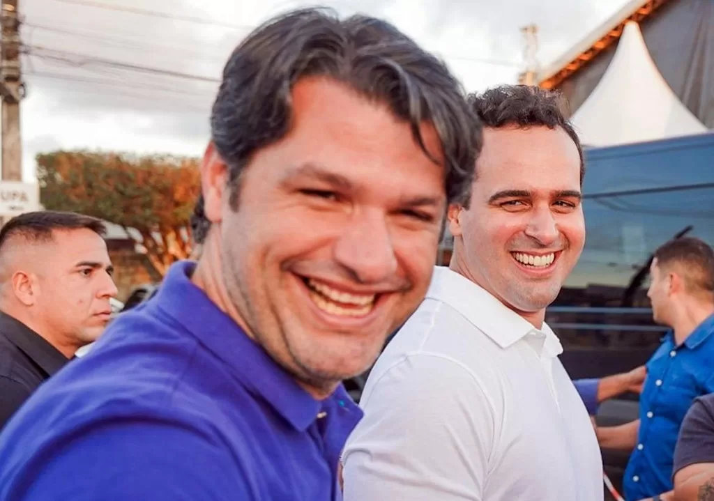 Lucas Ribeiro liga para Leo Bezerra e oferece apoio a João Pessoa após fortes chuvas
