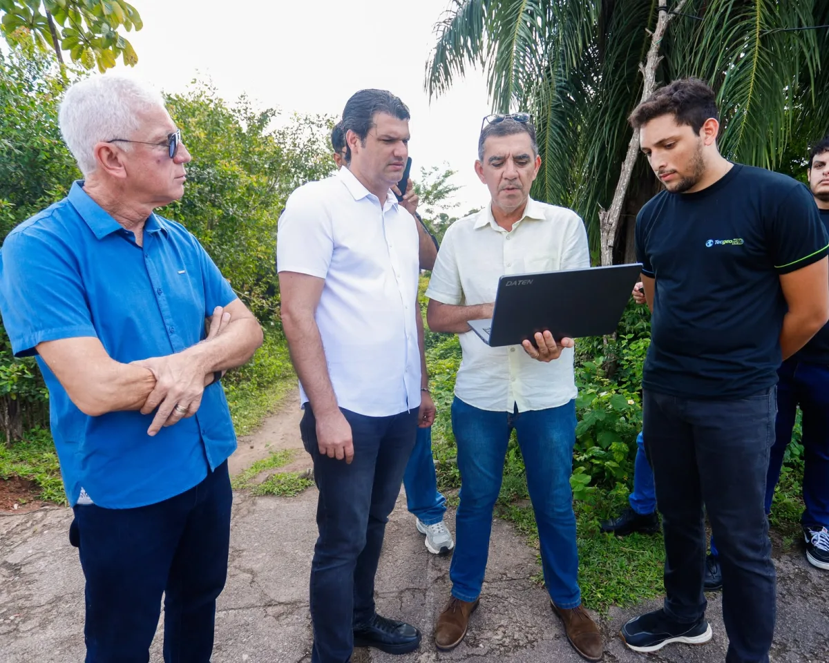 Mais eficiência Leo Bezerra destaca uso de tecnologia nos serviços de manutenção do pavimento de vias em João Pessoa
