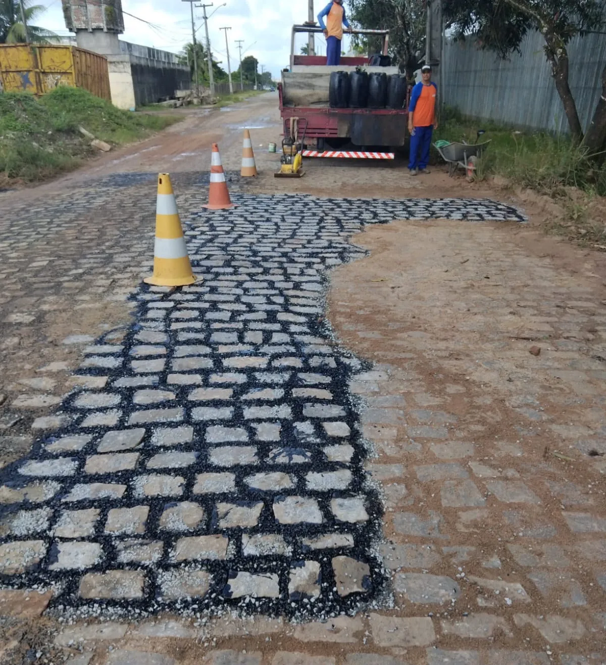 Manutenção diária Seinfra inicia semana com serviços da Operação Tapa-Buraco em 48 bairros
