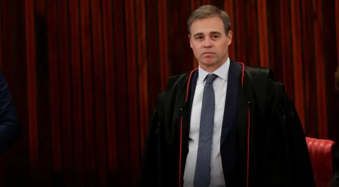 Mendonça diz que liberar todas as provas do Master macularia investigações