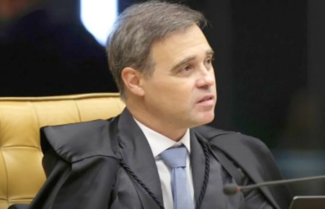 Mendonça pretende pedir investigação contra Moraes no STF