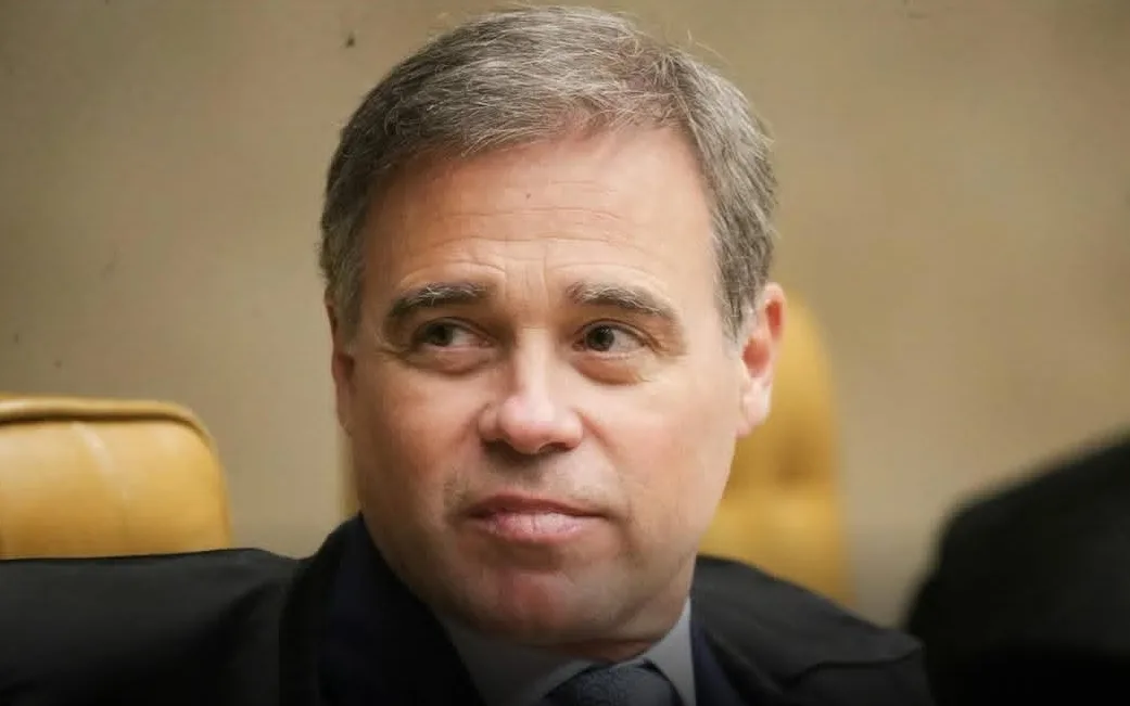 Mendonça usa contra a PF decisão que atingiu sua gestão na Justiça