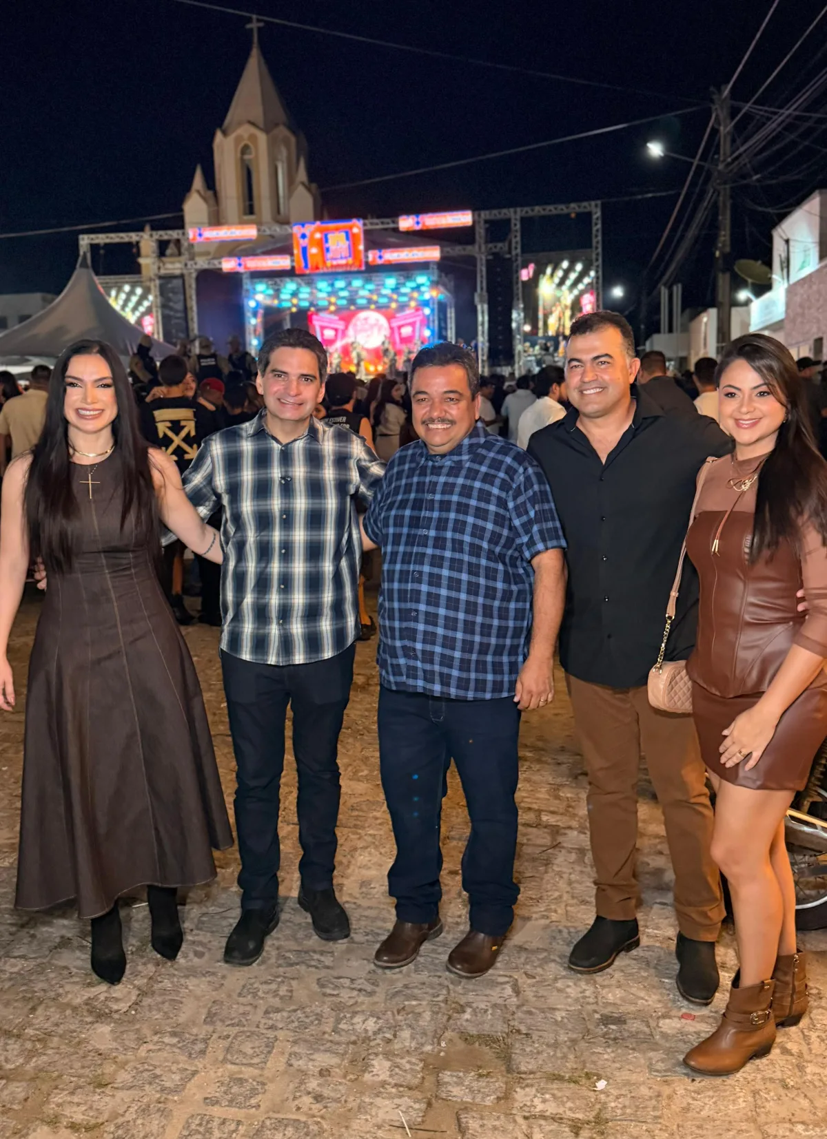 Murilo Galdino participa do São João em Barra de Santa Rosa e destaca parceria com o município