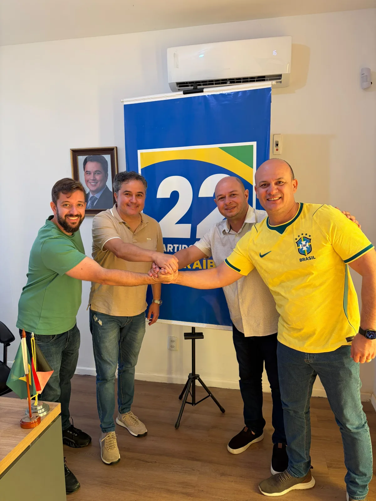 PL FORTALECE BASE POLÍTICA EM JOÃO PESSOA COM LICENÇA DE FÁBIO LOPES E POSSE DO VEREADOR SARGENTO RUI