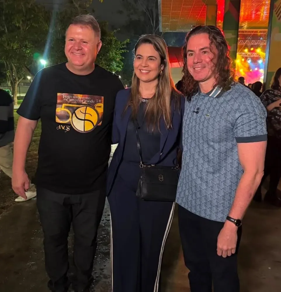 Pre-candidatos, Carol Gomes e André Gomes confirmam apoio à reeleição de Veneziano para o Senado