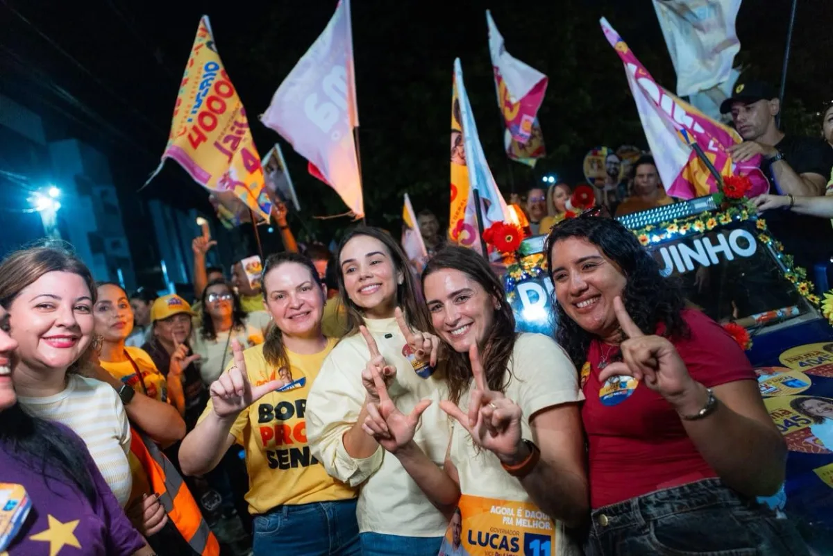 Primeira-dama Camila Mariz participa de caminhada no bairro dos Bancários e reforça união pelo futuro da Paraíba