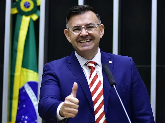 Raniery e pastor Valdir já têm data para assumir na Câmara dos Deputados