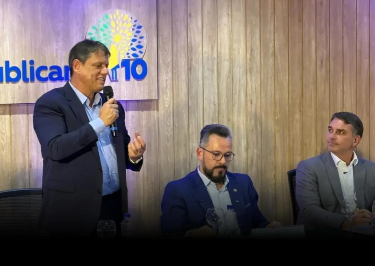 republicanos oficializa apoio a Flávio Bolsonaro no 2° turno