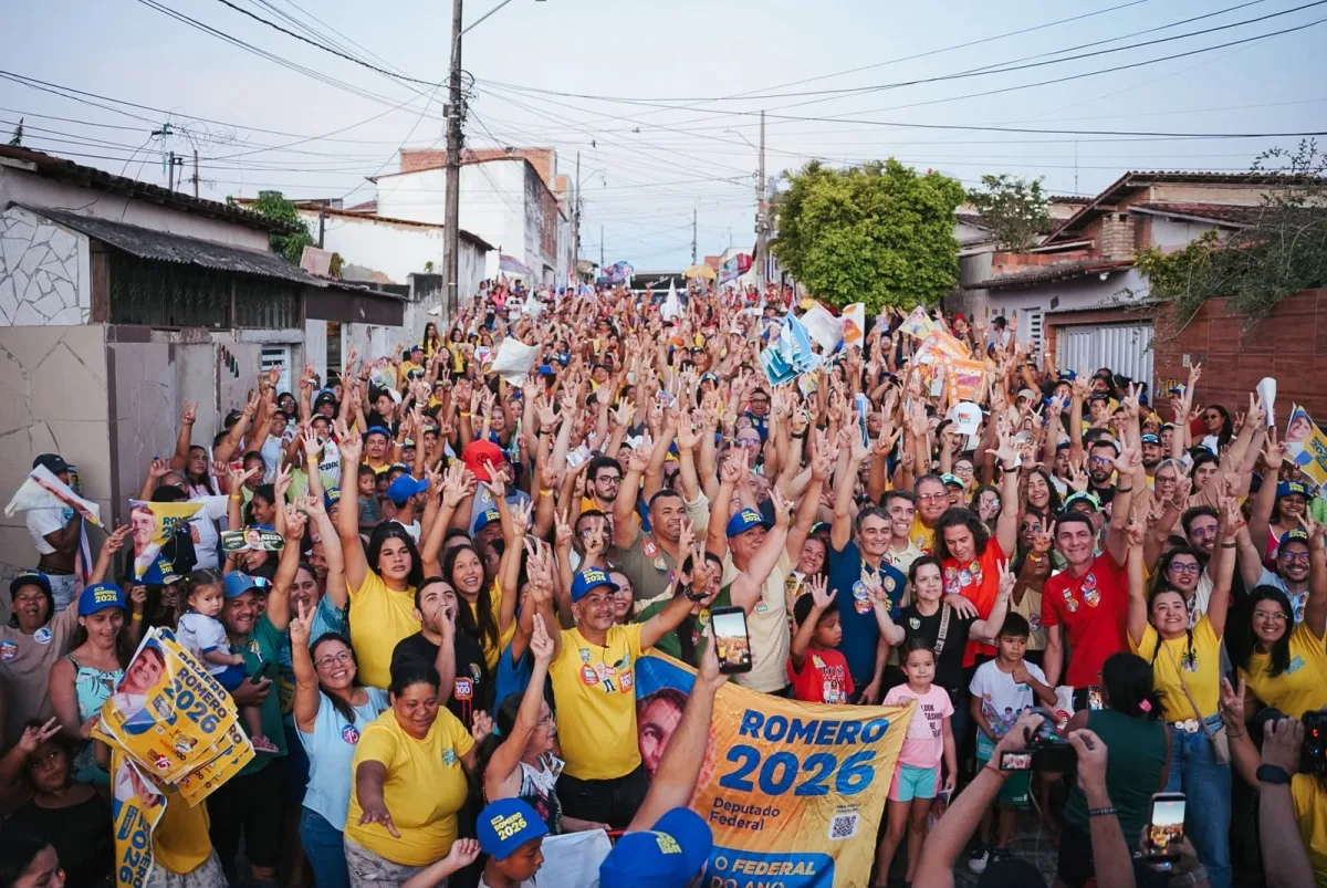 Romero arrasta multidão no Promorar e Jeremias