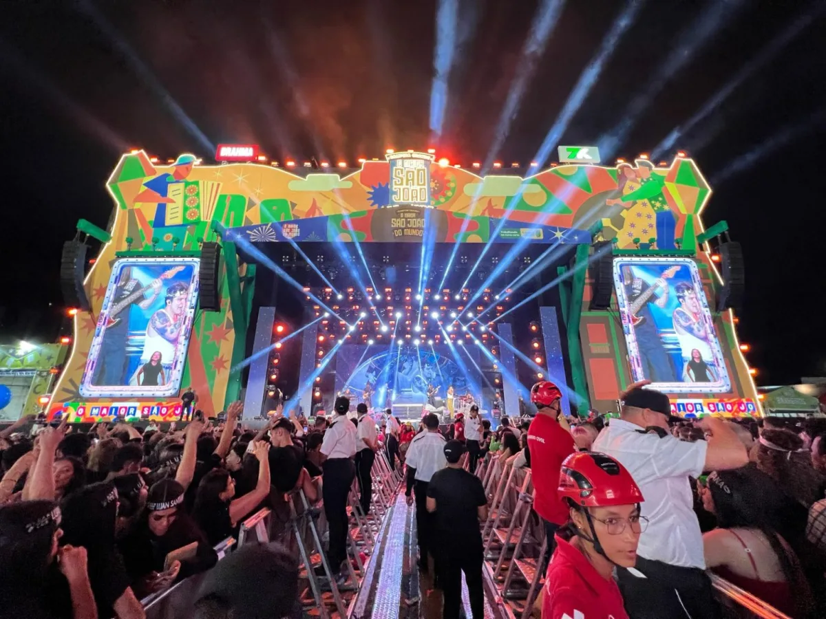 São João de CG: confira a programação e os horários dos shows desta quinta-feira