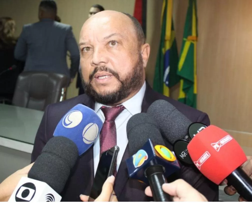 SAULO GERMANO CONSOLIDA APOIO E GARANTE ASSINATURAS PARA REELEIÇÃO NA PRESIDÊNCIA DA CÂMARA DE CAMPINA GRANDE