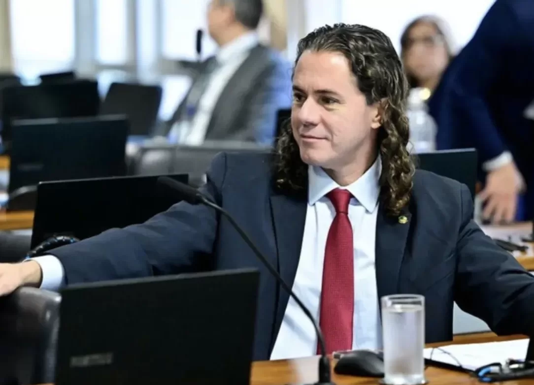 Senado aprova Projeto relatado por Veneziano que garante ajuda de custo para paciente SUS fora de seu município