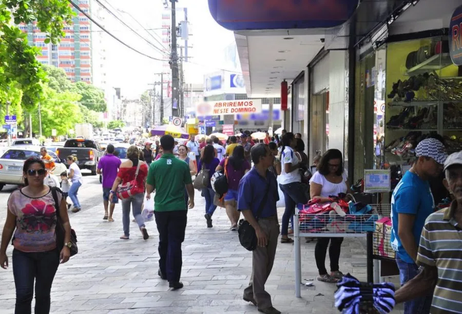 Shoppings de JP funcionam em horário especial na véspera e dia de São João