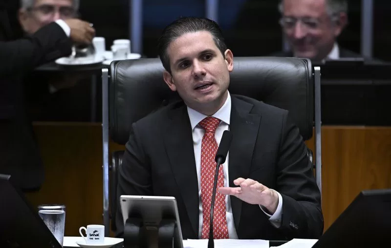 Vitória de Odair Cunha ao TCU mostra força de Hugo Motta na Câmara