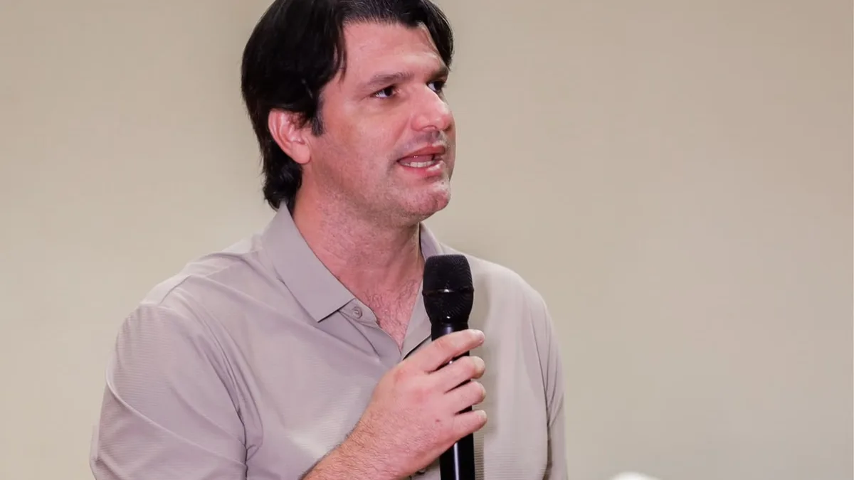 36 anos do ECA Leo Bezerra defende união de esforços para fortalecer a proteção de crianças e adolescentes na era digital