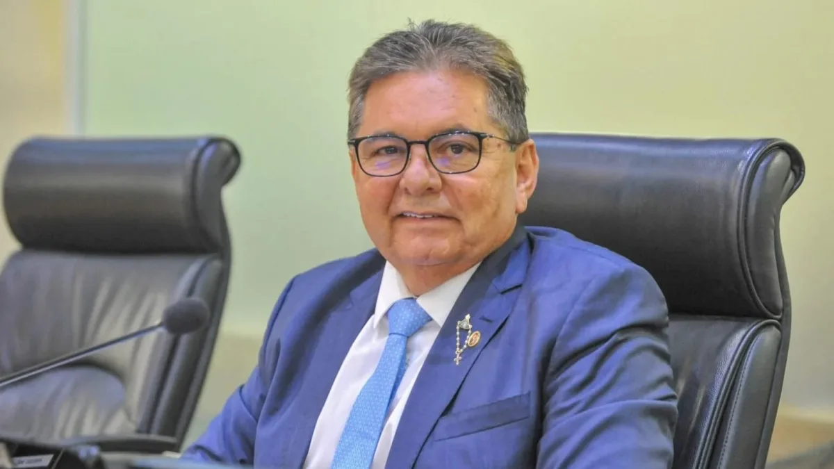 Adriano Galdino defende cautela sobre escolha de vice